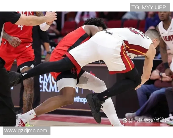 2008年NBA季后赛火箭对热火经典对决全场录像回顾与精彩瞬间分析 2008年NBA季后赛火箭对热火经典对决全场录像回顾与精彩瞬间分析