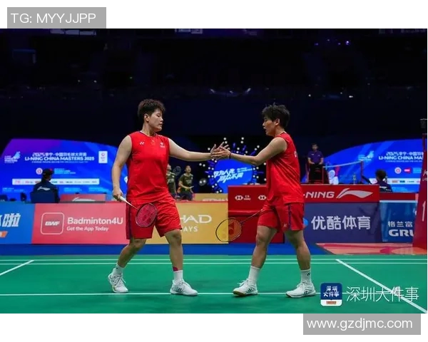 深圳羽毛球队实力引发热议球迷对其竞技水平展开激烈讨论