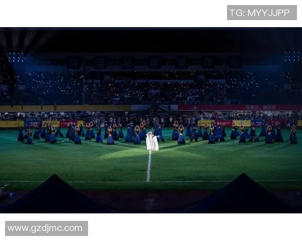 璀璨星光闪耀夜空世界足球明星颁奖盛典精彩瞬间回顾