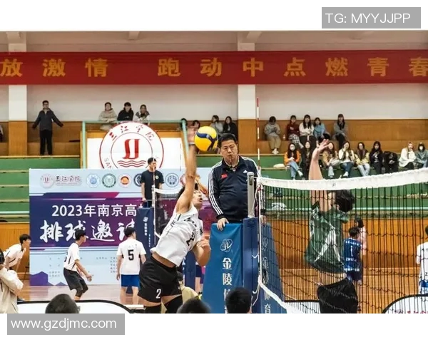 上海排球队荣登排球灵活性排行榜第一名展现卓越实力与团队配合 上海排球队荣登排球灵活性排行榜第一名展现卓越实力与团队配合