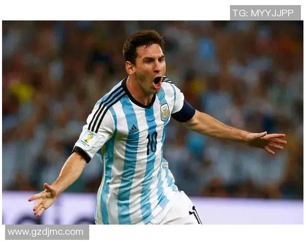 历届足球史上最具影响力的明星球员回顾与传奇故事